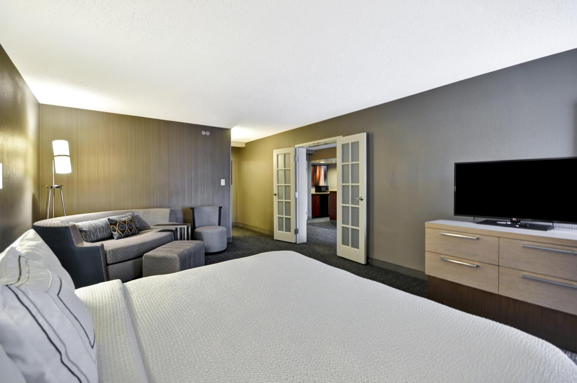 Courtyard Houston I-10 West/Energy Corridor Hotel Bagian luar foto