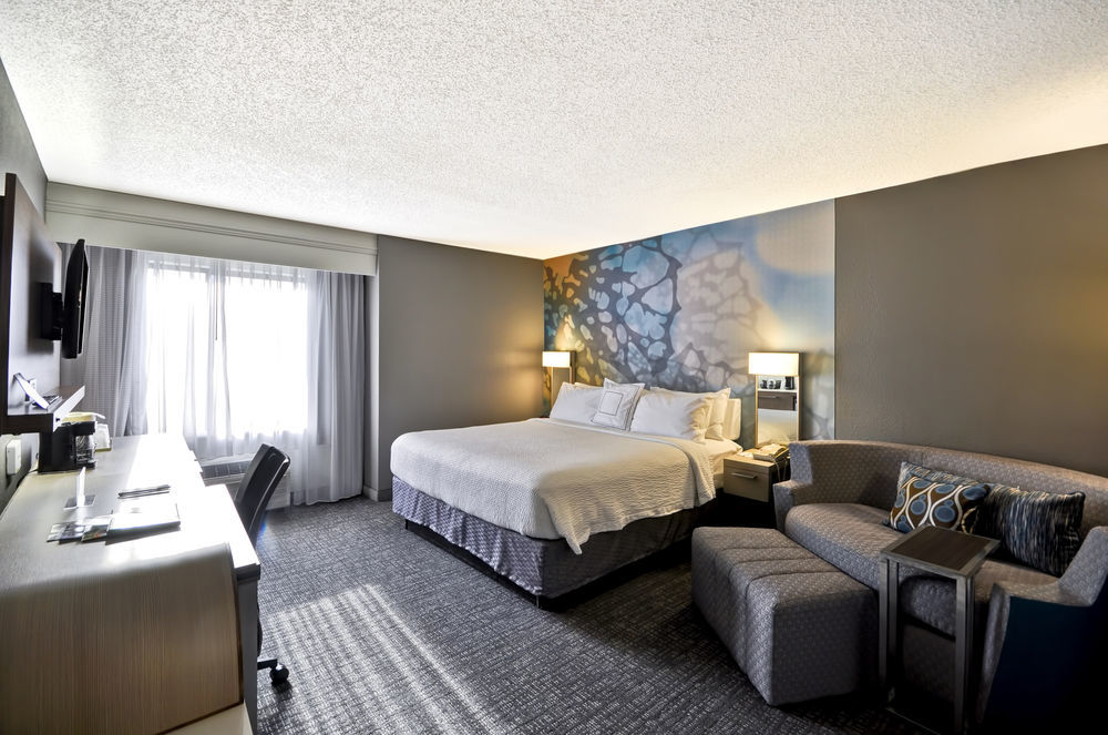 Courtyard Houston I-10 West/Energy Corridor Hotel Bagian luar foto